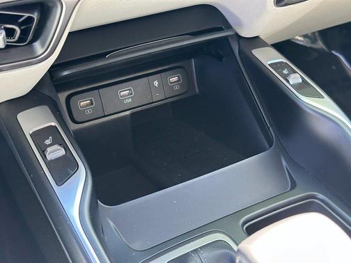 Gray 2023 Kia Sorento X-Line EX