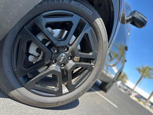 Ebony Black 2024 Kia Telluride SX X-Line