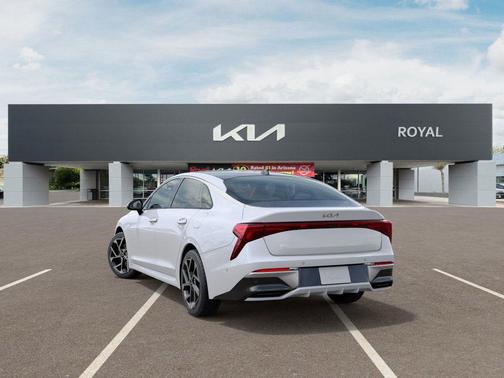 2025 Kia K5 EX