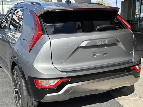 2023 Kia Niro EX Touring