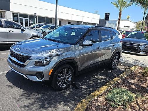 2023 Kia Seltos S