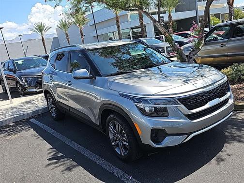 2023 Kia Seltos S