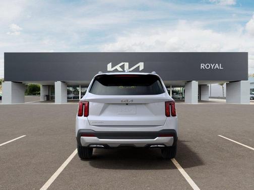 White Pearl 2026 Kia Sorento EX