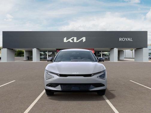 2025 Kia EV6 Wind