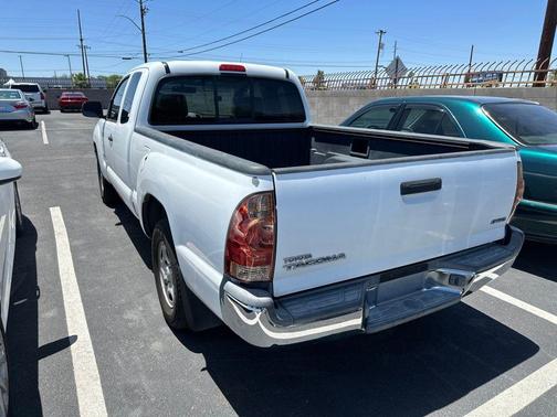 Super White 2006 Toyota Tacoma Access Cab