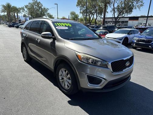 2017 Kia Sorento LX