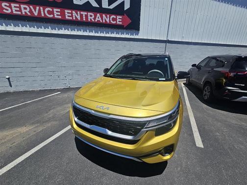 2022 Kia Seltos S