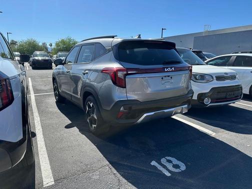 Steel Gray 2026 Kia Seltos S