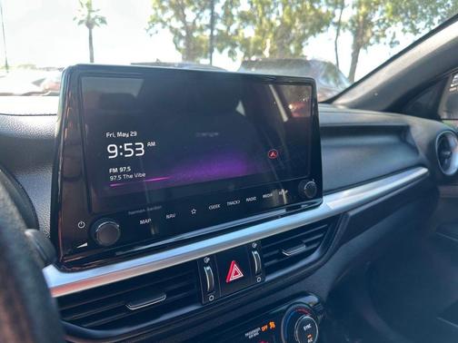 Snow White Pearl 2024 Kia Forte GT-Line