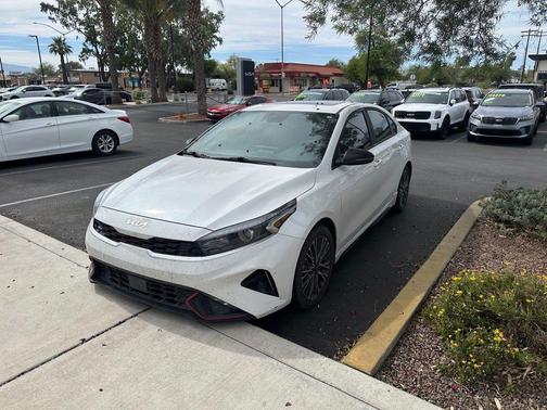 Snow White Pearl 2024 Kia Forte GT-Line