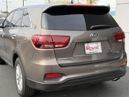2020 Kia Sorento LX