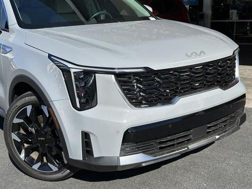 2025 Kia Sorento EX