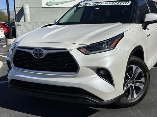 2021 Toyota Highlander Hybrid XLE