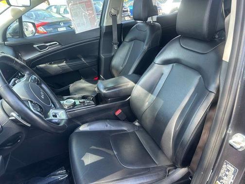 Gray 2023 Kia Sportage Hybrid EX