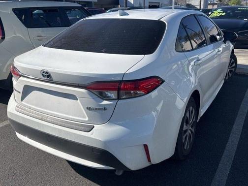 2022 Toyota Corolla Hybrid LE