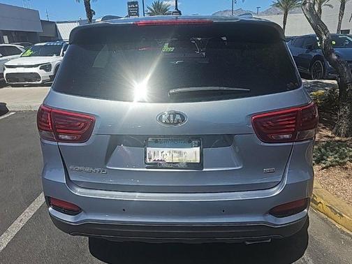 Everlasting Silver 2020 Kia Sorento LX