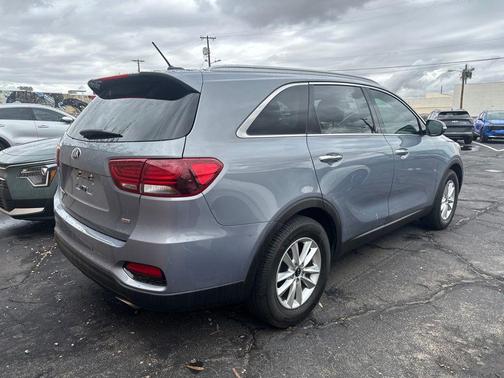 Silver 2020 Kia Sorento LX
