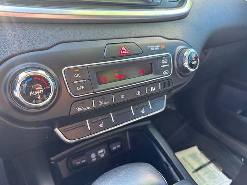 Silver 2020 Kia Sorento LX