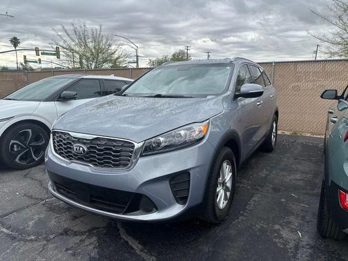 Silver 2020 Kia Sorento LX