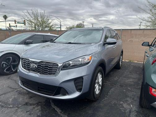 Silver 2020 Kia Sorento LX