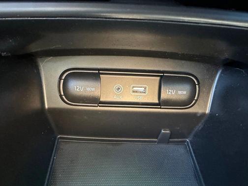 Silver 2020 Kia Sorento LX