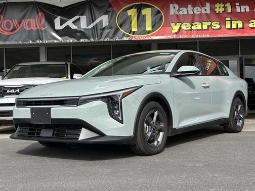 2025 Kia K4 LX
