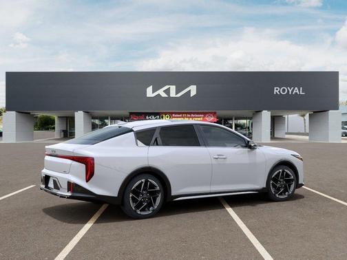 White Pearl 2026 Kia K4 GT-LINE