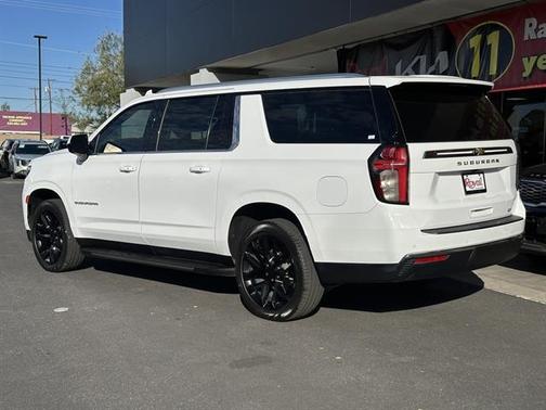 2021 Chevrolet Suburban LT