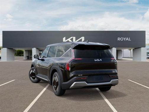 2026 Kia EV9 Light Long Range