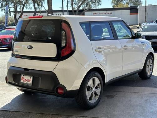 2016 Kia Soul Base