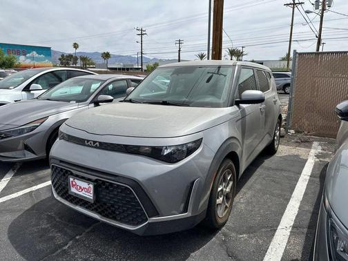 Steel Gray 2023 Kia Soul LX