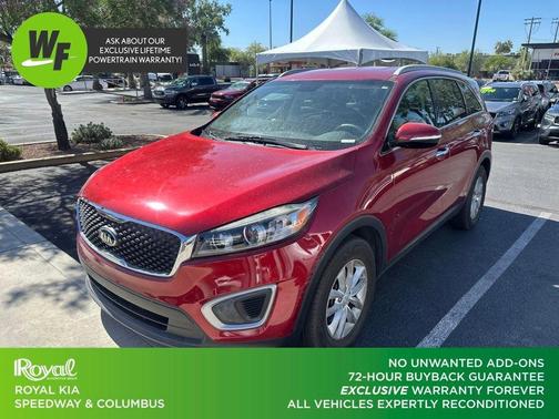 Silver 2018 Kia Sorento LX