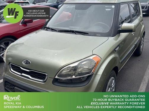 Alien Pearl Metallic 2012 Kia Soul Base