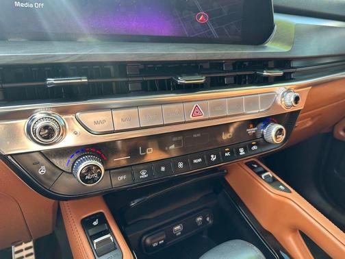 White Pearl 2024 Kia Telluride SX X-Line