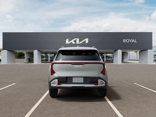 Ivory Silver 2027 Kia Seltos EX