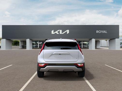 2025 Kia Niro EX Touring