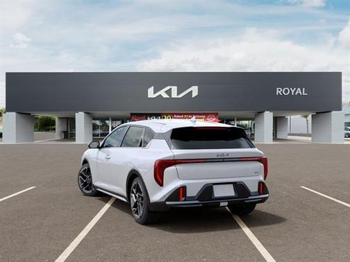 White Pearl 2026 Kia K4 GT-LINE