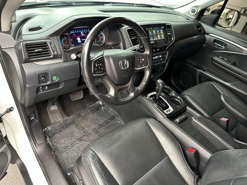 White 2020 Honda Pilot EX-L