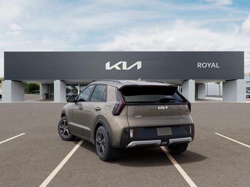 Sunset 2027 Kia Niro EX