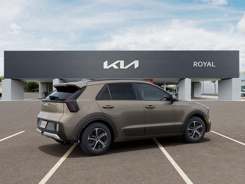 Sunset 2027 Kia Niro EX