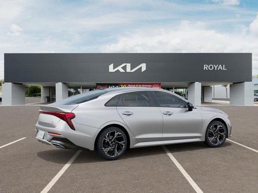 2025 Kia K5 GT-Line