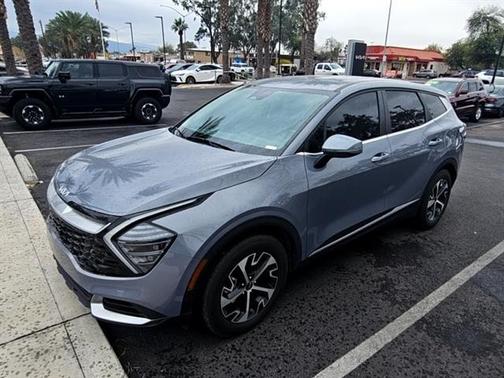 2024 Kia Sportage EX