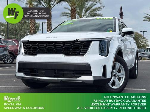 White Pearl 2026 Kia Sorento LX