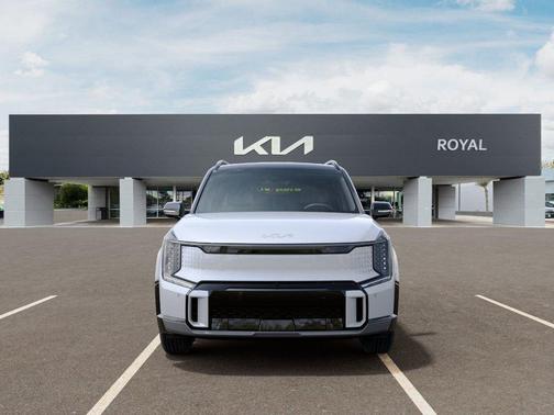 White Pearl 2026 Kia EV9 GT-Line