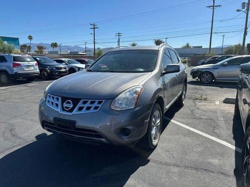 Platinum Graphite Metallic 2013 Nissan Rogue SV