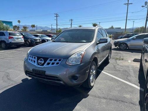 Platinum Graphite Metallic 2013 Nissan Rogue SV
