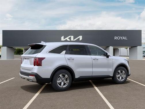 Glacial White Pearl 2026 Kia Sorento LX