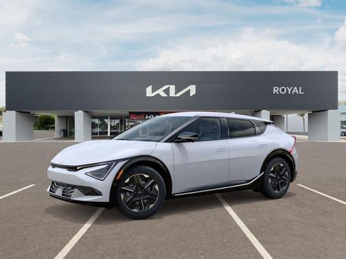Glacial White Pearl 2026 Kia EV6 Wind