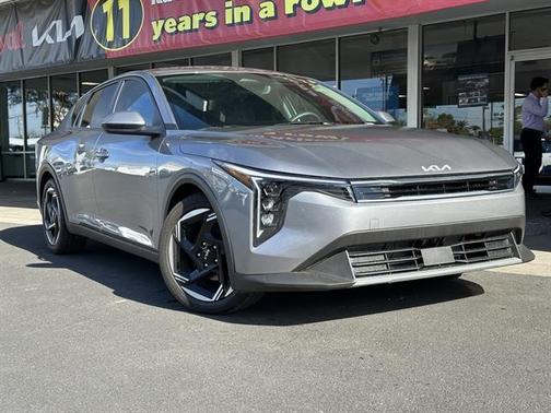 2025 Kia K4 EX