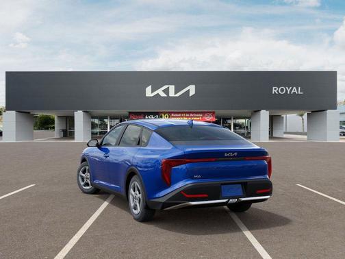 2025 Kia K4 LX